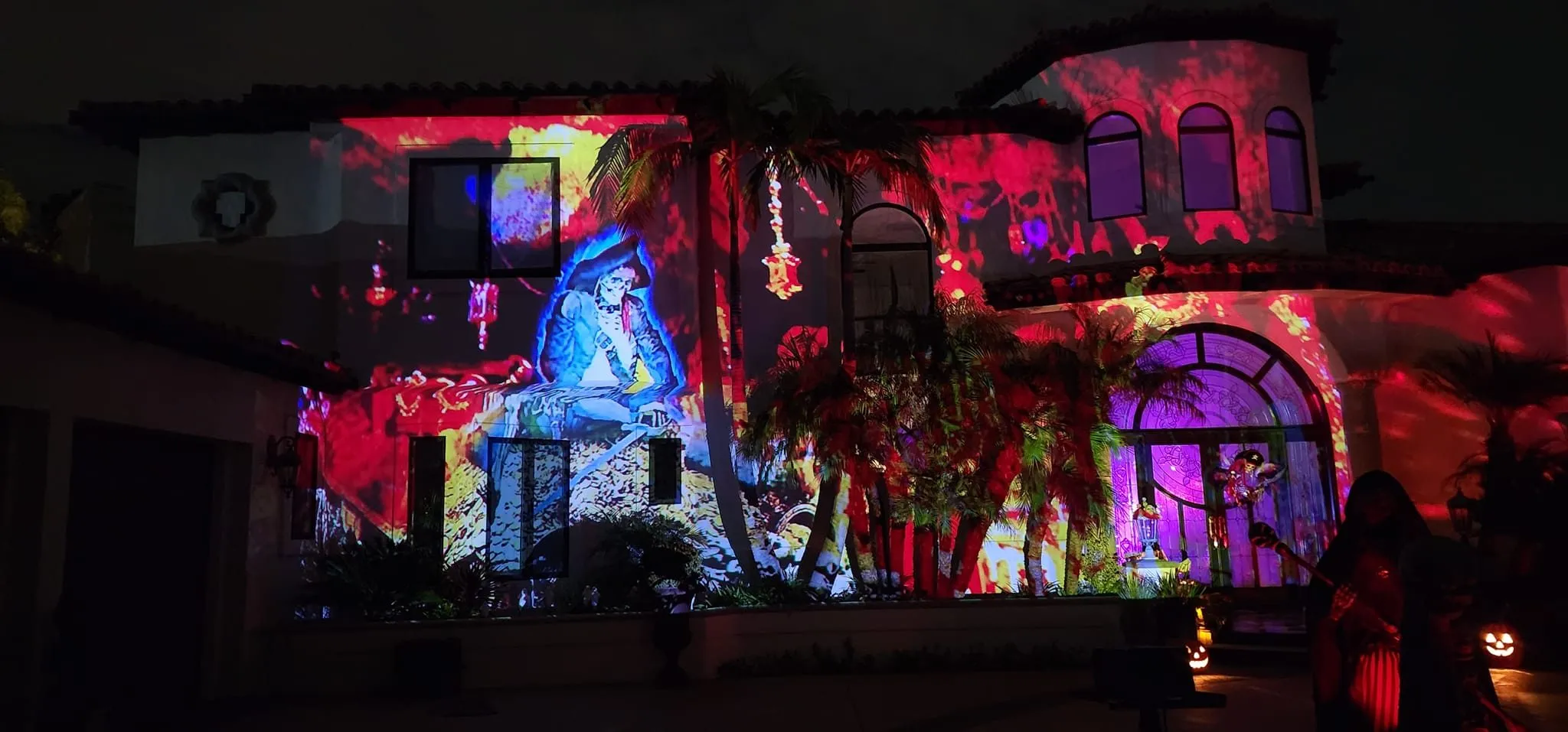 Halloween Projection Mapping — Private residence