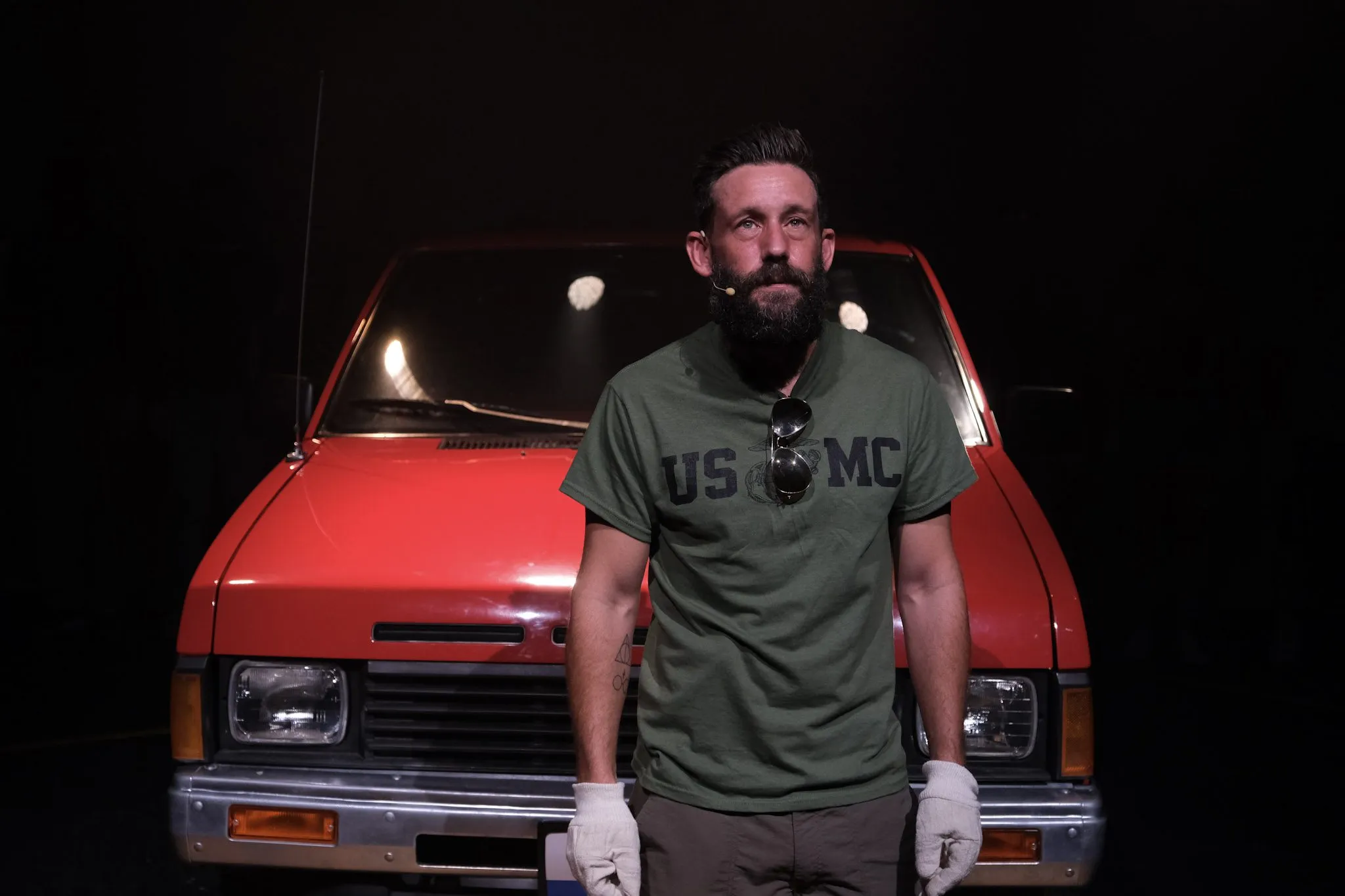 Hands on a Hardbody, photo 16