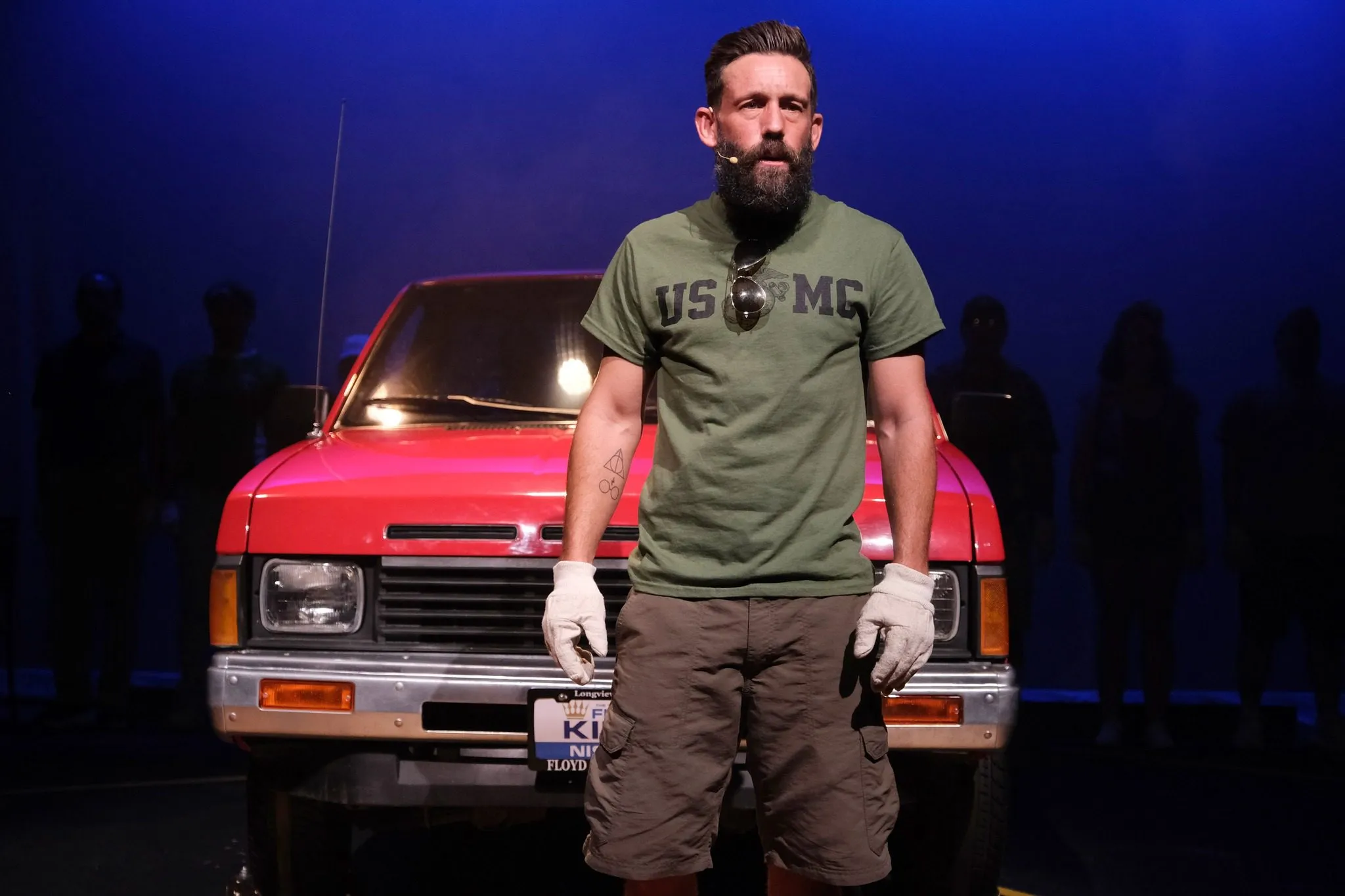 Hands on a Hardbody, photo 41